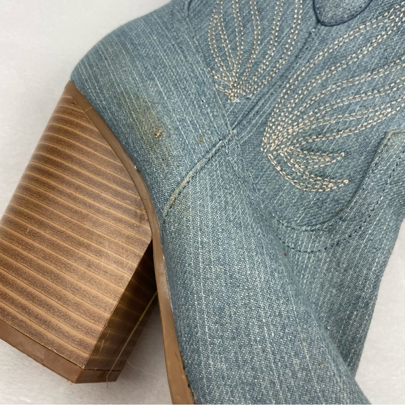 Denim Western Pointed Toe Boots - Picture 5 of 9